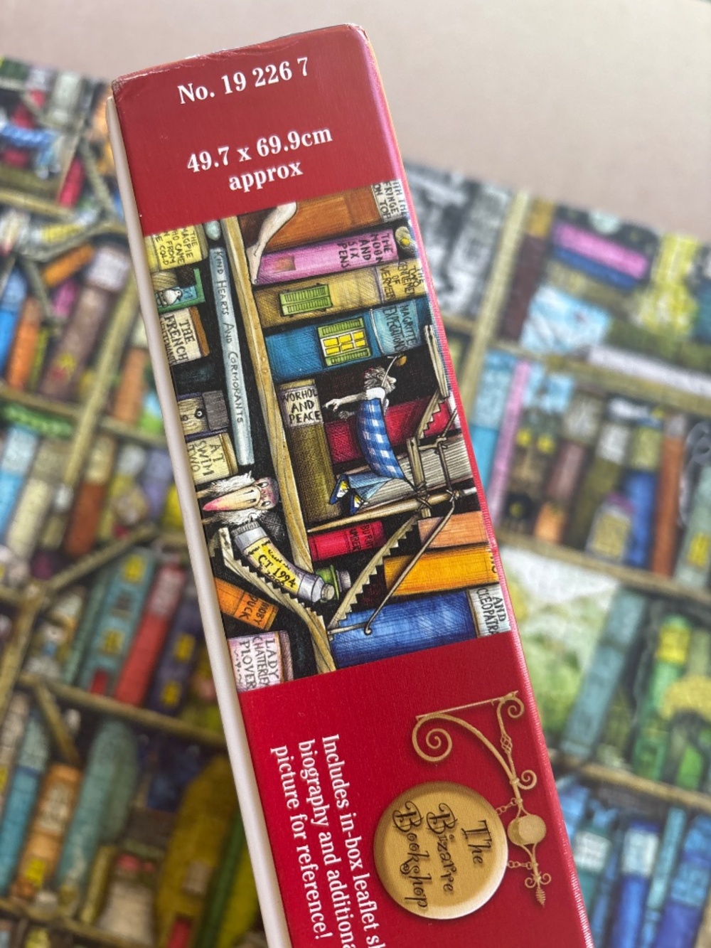 Ravensburger 1000- Bizarre Bookshop - Picture 3 of 3